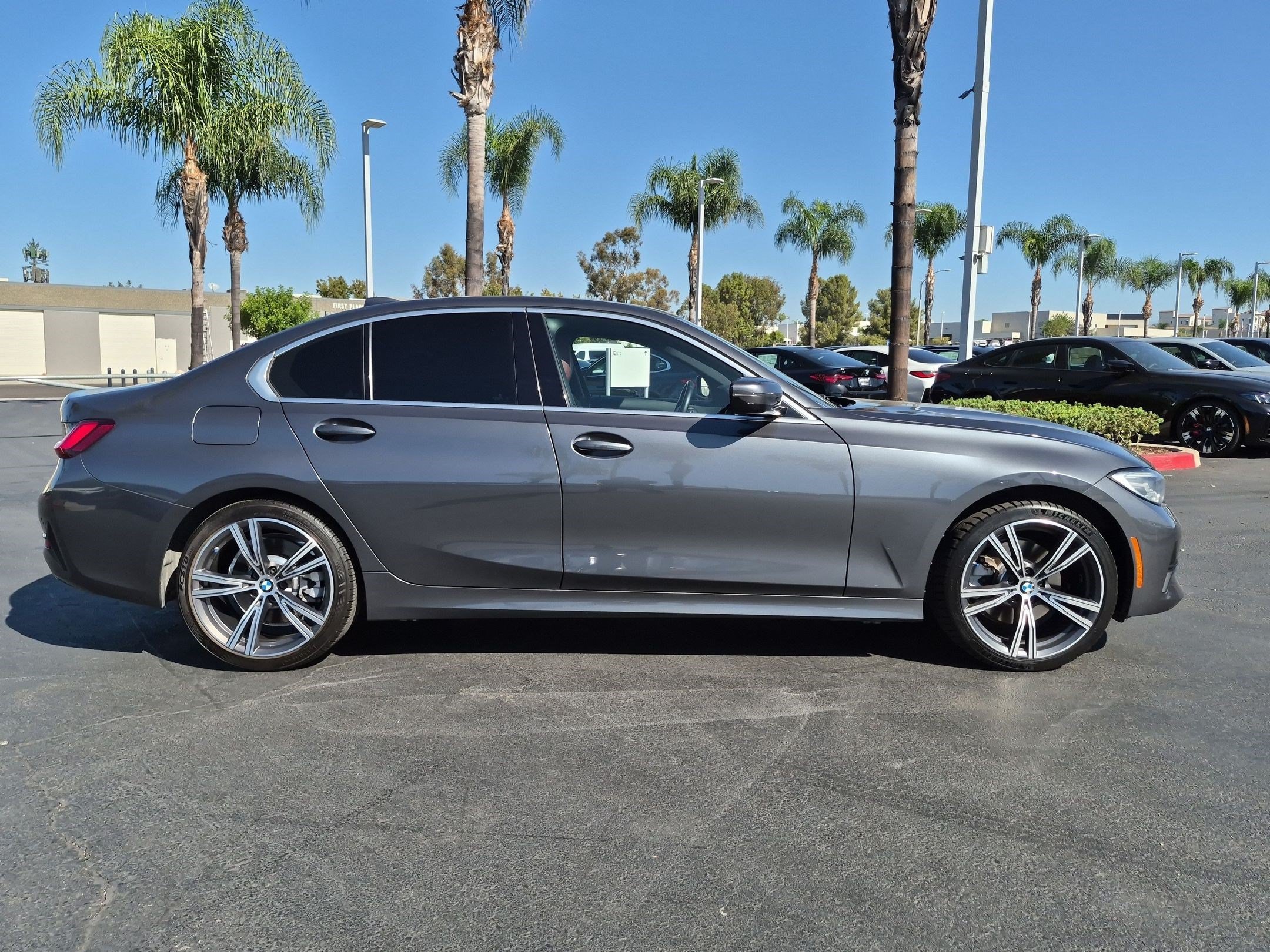 Used 2022 BMW 330i xDrive Sedan w/ Premium Package 2 AWD/4WD image 11