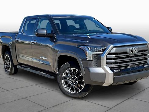 Used 2025 Toyota Tundra Limited image 2