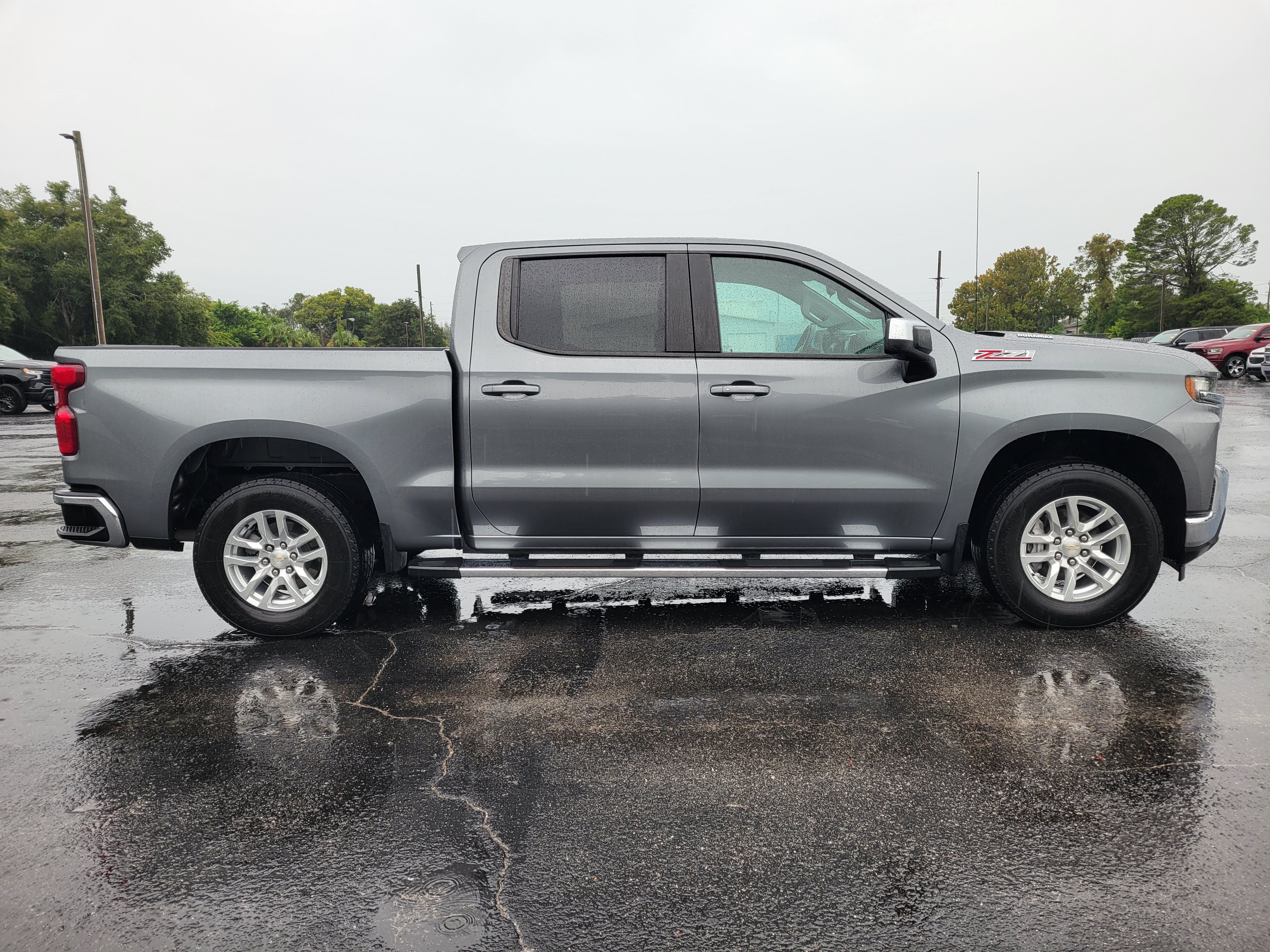 Certified 2020 Chevrolet Silverado 1500 LT w/ All-Star Edition AWD/4WD image 4