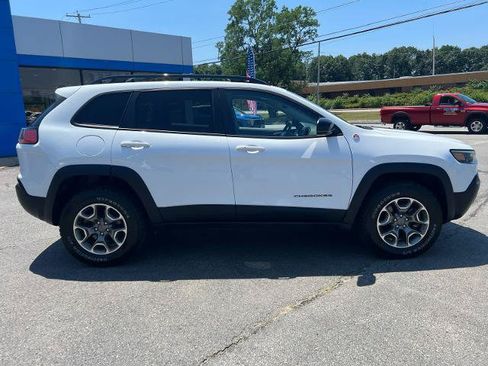 Used 2022 Jeep Cherokee Trailhawk AWD/4WD image 4