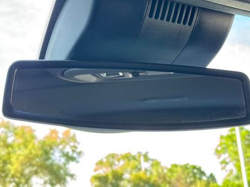 Used 2024 GMC Sierra 1500 SLT image 25