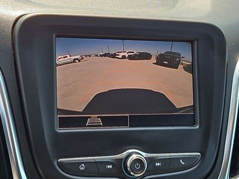 Used 2023 Chevrolet Equinox LT FWD image 14