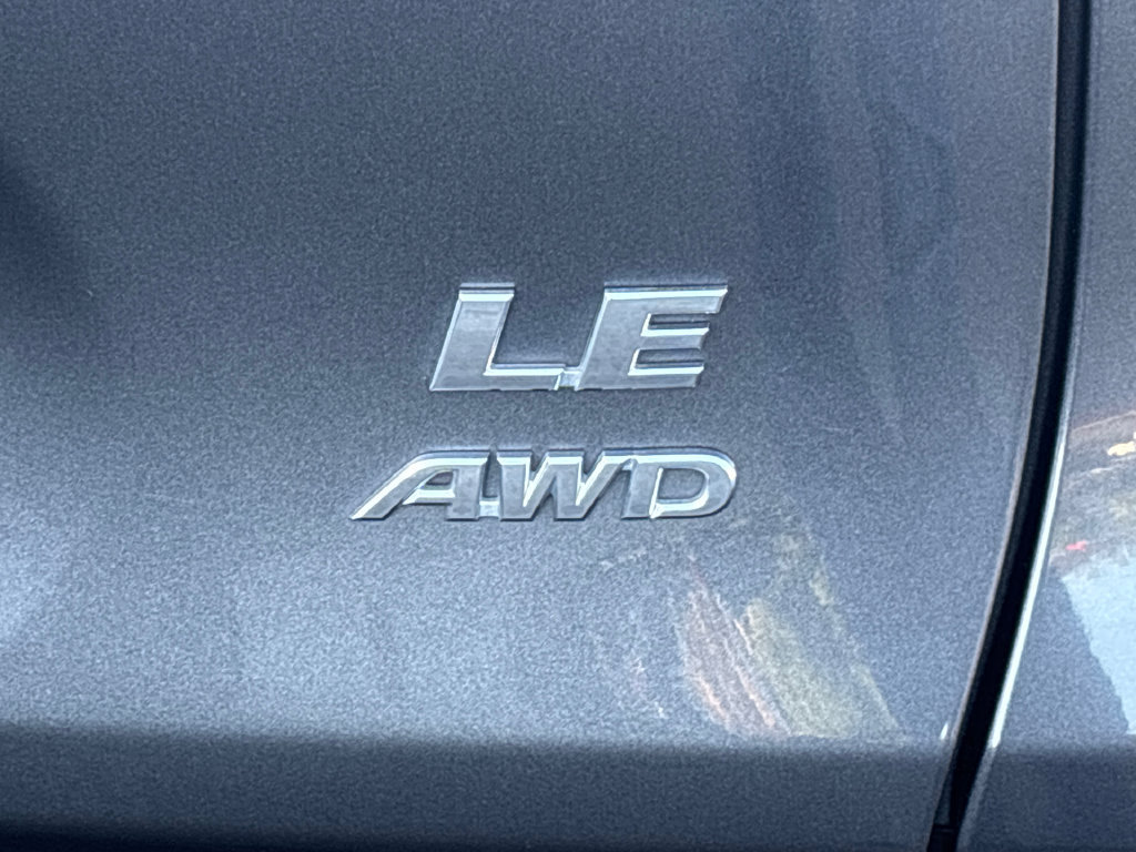 Certified 2025 Toyota RAV4 LE AWD/4WD image 11