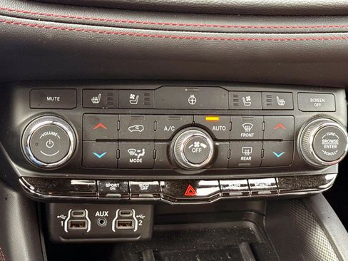 Used 2025 Dodge Durango R/T image 23