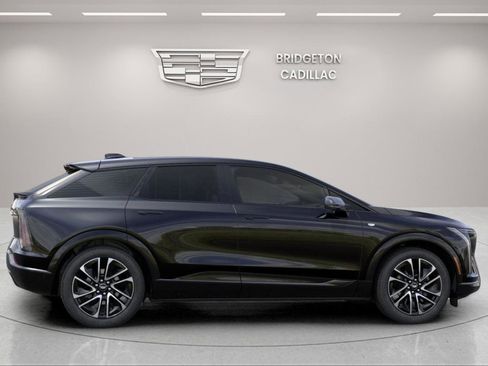 New 2026 Cadillac Optiq Sport 1 w/ LPO, Floor Liner Package image 8