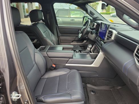 Used 2024 Toyota Tundra Platinum image 30