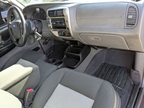 Used 2009 Ford Ranger XL image 31