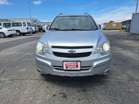 Used 2013 Chevrolet Captiva Sport LT FWD image 9