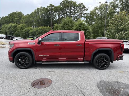 Used 2023 GMC Sierra 1500 Denali RWD image 4