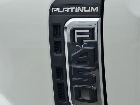 New 2026 Ford F450 Platinum w/ Platinum Plus Package AWD/4WD image 17