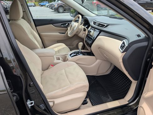 Used 2014 Nissan Rogue SV AWD/4WD image 10