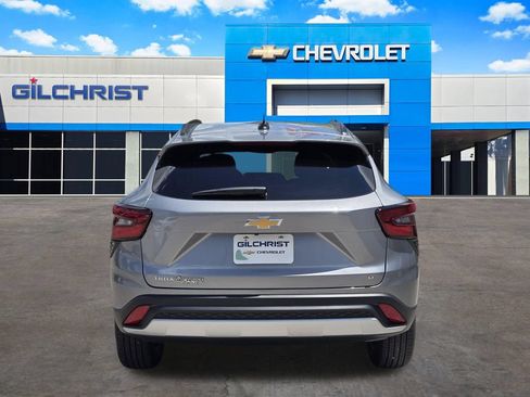 New 2026 Chevrolet Trax LT FWD image 7