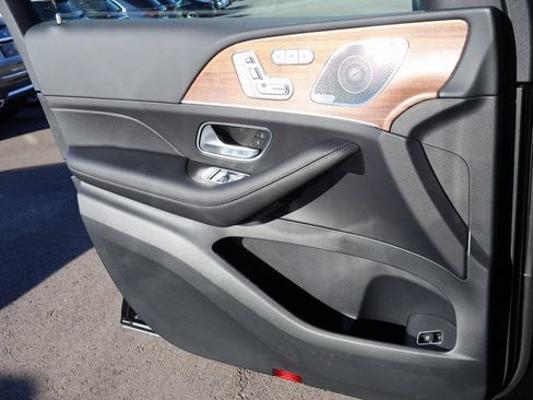 Certified 2026 Mercedes-Benz GLE 350 4MATIC image 38