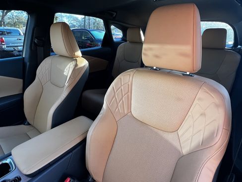 Certified 2025 Lexus RX 350 Premium w/ Accessory Package (K3) image 17