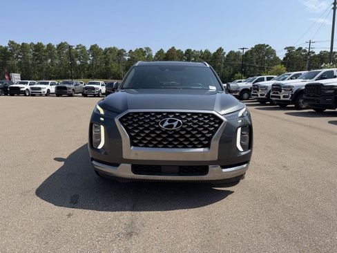 Used 2022 Hyundai Palisade Calligraphy FWD image 2