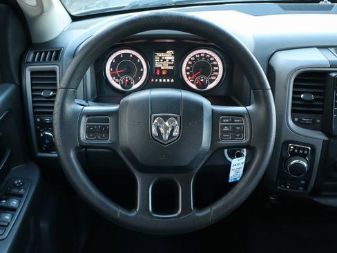 Used 2017 RAM 1500 Express image 15