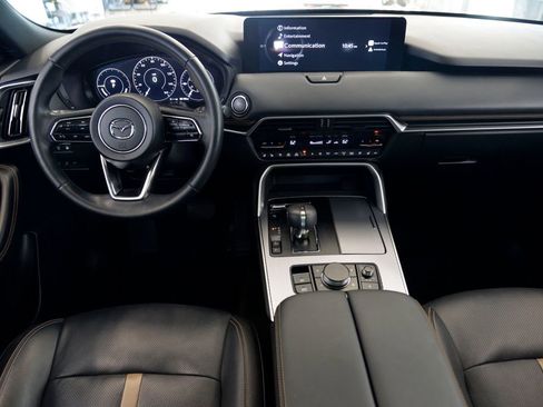 Certified 2024 MAZDA CX-90 Plug-In Hybrid w/ Premium Plus AWD/4WD image 17