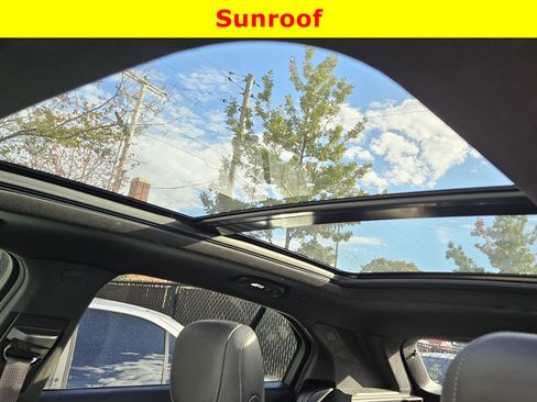 Used 2021 Cadillac XT4 Premium Luxury w/ Cold Weather Package image 25