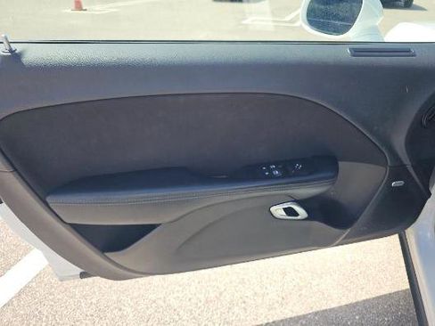 Used 2023 Dodge Challenger SXT RWD image 16