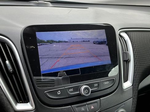 Used 2024 Chevrolet Malibu LT image 14