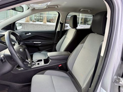 Certified 2018 Ford Escape SE w/ Ford Safe & Smart Package image 9