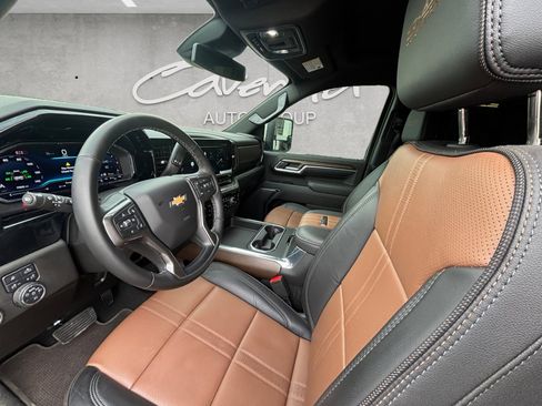Used 2025 Chevrolet Silverado 2500 High Country AWD/4WD image 23