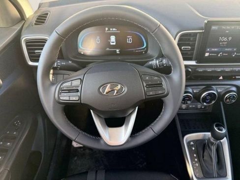 New 2026 Hyundai Venue SEL image 5