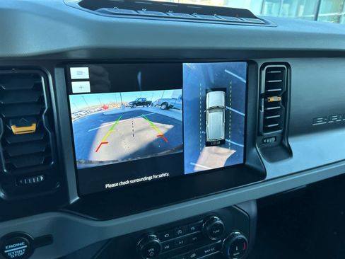 Certified 2022 Ford Bronco Badlands w/ Sasquatch Package image 32