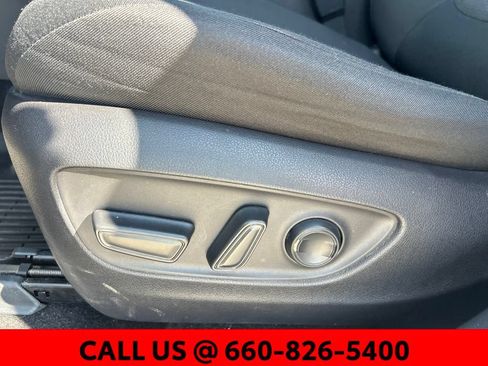 Certified 2021 Toyota RAV4 XLE w/ Convenience Package AWD/4WD image 13