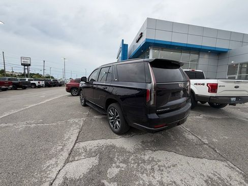 Used 2023 Cadillac Escalade Sport AWD/4WD image 4