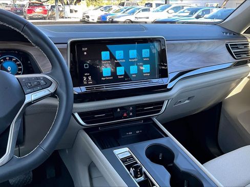 New 2026 Volkswagen Atlas SE FWD image 6
