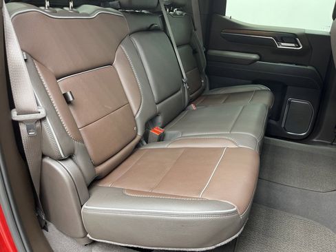 Used 2024 GMC Sierra 1500 Denali w/ Technology Package image 16