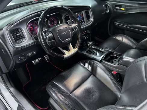 Used 2019 Dodge Charger SRT Hellcat w/ Harman/Kardon Audio Group RWD image 13