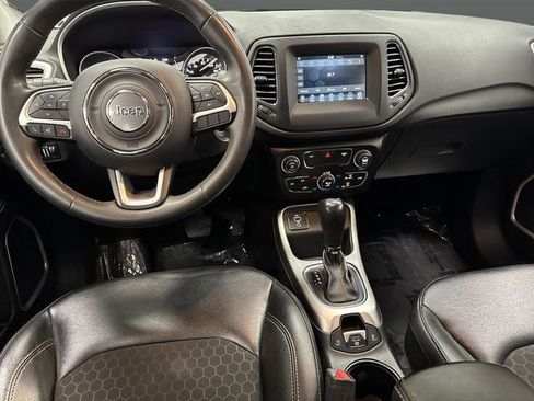 Used 2021 Jeep Compass Latitude image 5