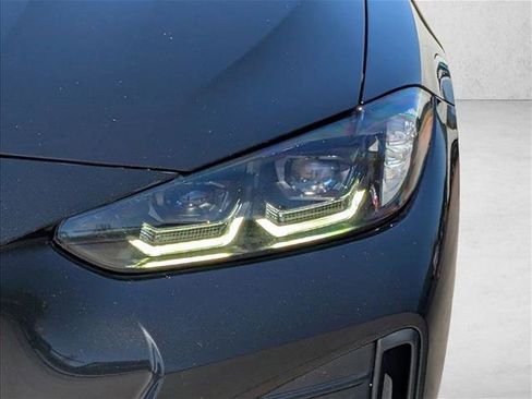 Used 2023 BMW i4 eDrive40 w/ M Sport Package RWD image 9