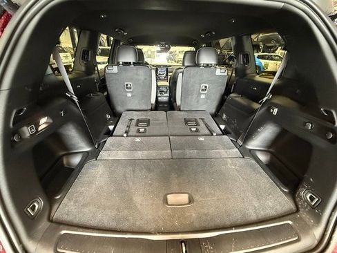 New 2025 Jeep Grand Cherokee L Laredo image 18