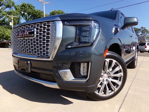 Used 2021 GMC Yukon Denali w/ Denali Ultimate Package AWD/4WD image 10