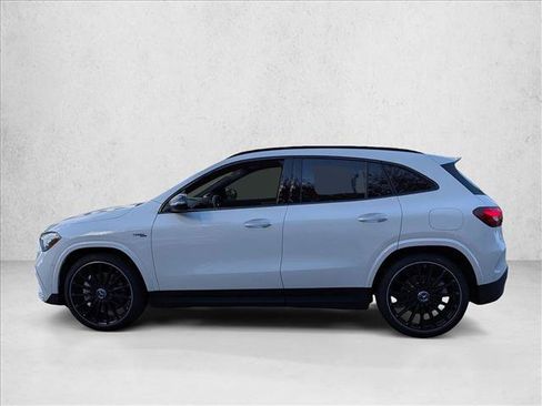 New 2026 Mercedes-Benz GLA 35 AMG 4MATIC image 5