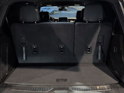 Used 2021 Chevrolet Tahoe Z71 AWD/4WD image 17