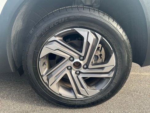 Used 2023 Hyundai Santa Fe SEL image 27