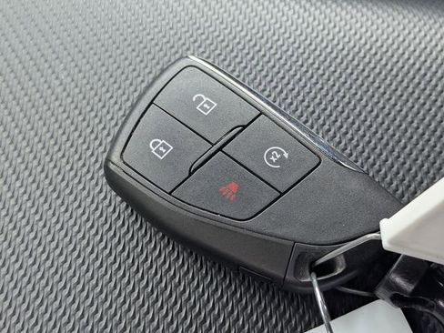Used 2025 Chevrolet Equinox LT FWD image 33