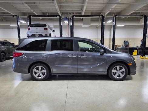 Used 2019 Honda Odyssey EX-L image 8