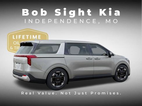 New 2026 Kia Carnival EX FWD image 6
