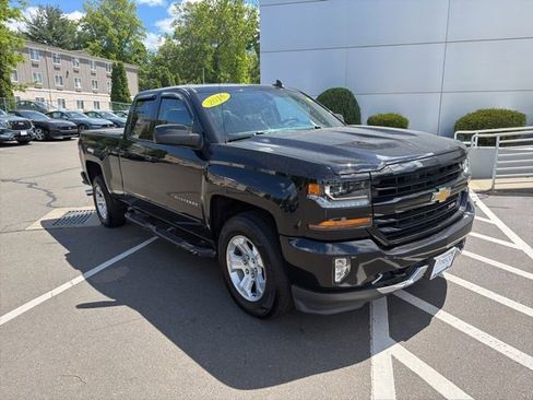 Used 2018 Chevrolet Silverado 1500 LT w/ All Star Edition AWD/4WD image 10