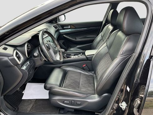Used 2021 Nissan Maxima SR w/ Sport Mat Group FWD image 22