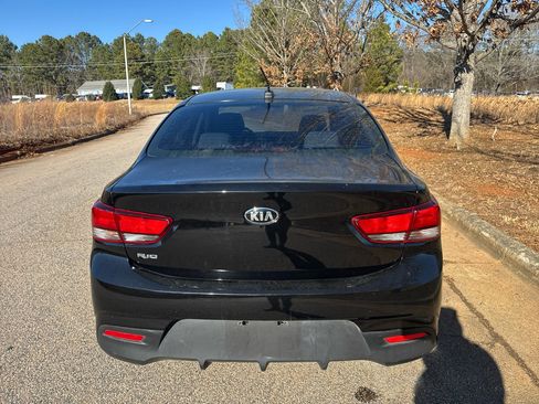 Used 2018 Kia Rio LX image 7