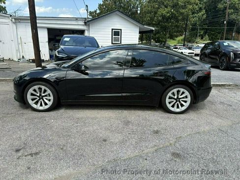 Used 2022 Tesla Model 3 Long Range AWD/4WD image 8