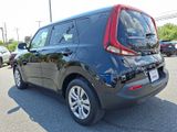 Used 2021 Kia Soul LX image 4