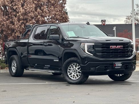 Used 2022 GMC Sierra 1500 Elevation image 2