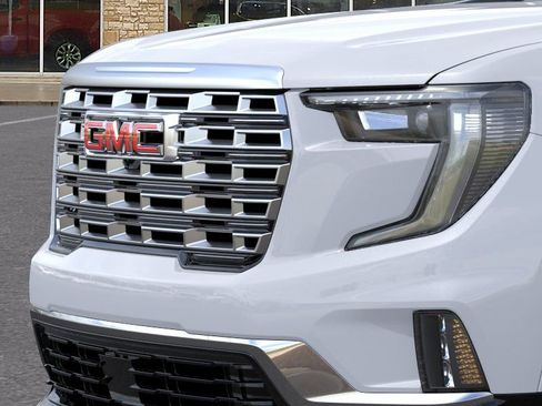 New 2026 GMC Acadia Denali w/ Super Cruise Package AWD/4WD image 13